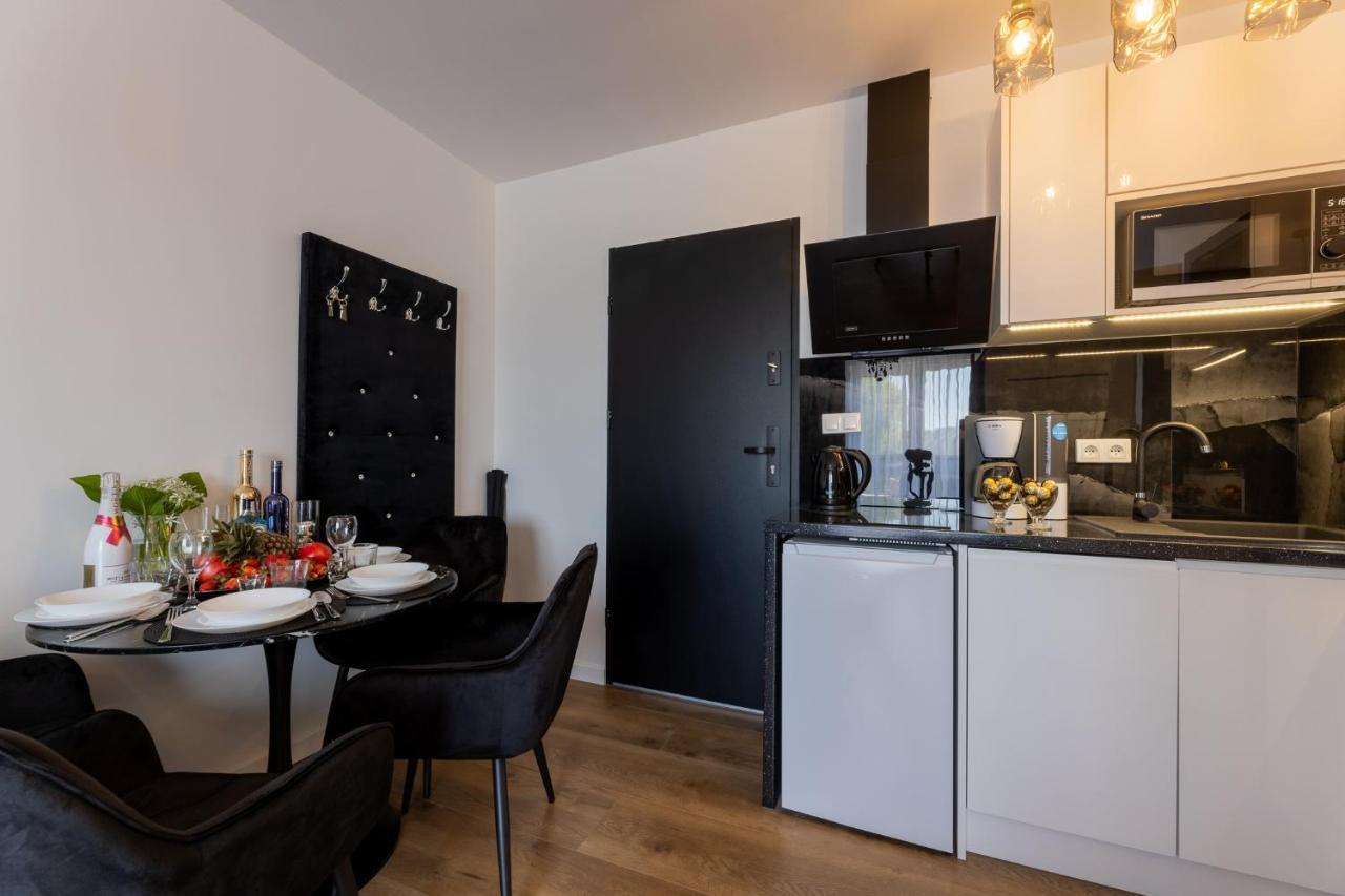 רובי Sunrise Apartaments Luxury מראה חיצוני תמונה