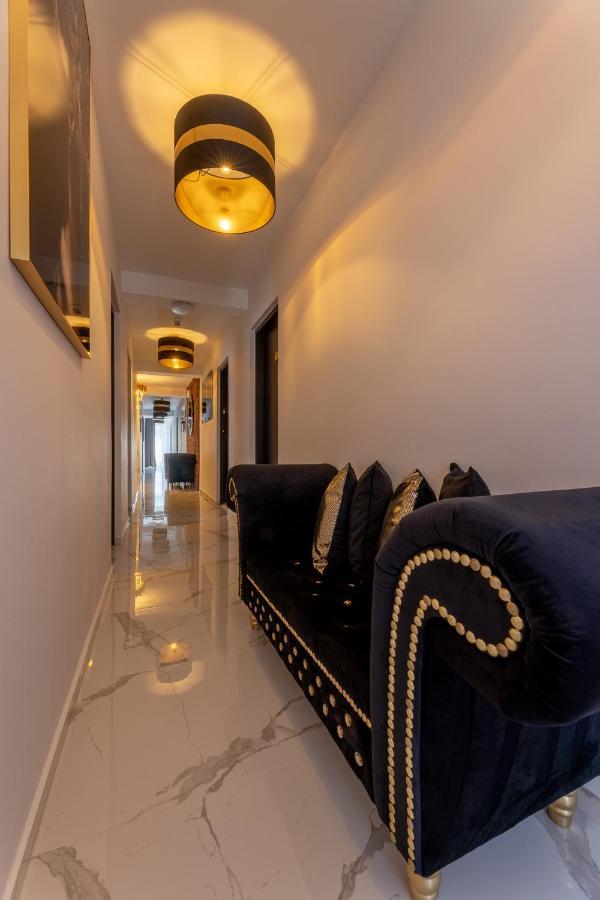 רובי Sunrise Apartaments Luxury מראה חיצוני תמונה